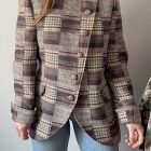 Imagen de Chaqueta cuadros asimetrica