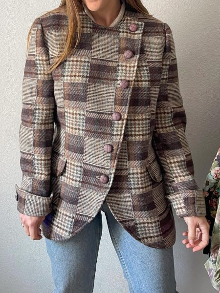 Imagen de Chaqueta cuadros asimetrica
