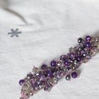 Imagen de Detalles pulsera abalorios tonos morados