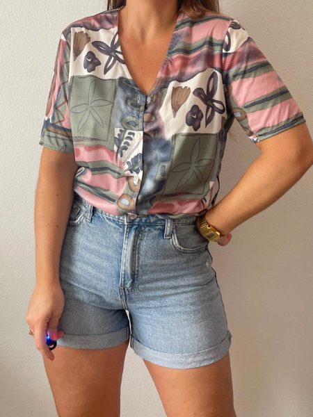 Imagen de Blusa vintage con estampados