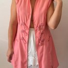 Imagen de Chaleco rosa alamares