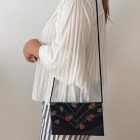 Imagen de Cluth pedreria fiesta colgado