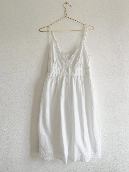 Imagen de Vestido blanco con calados