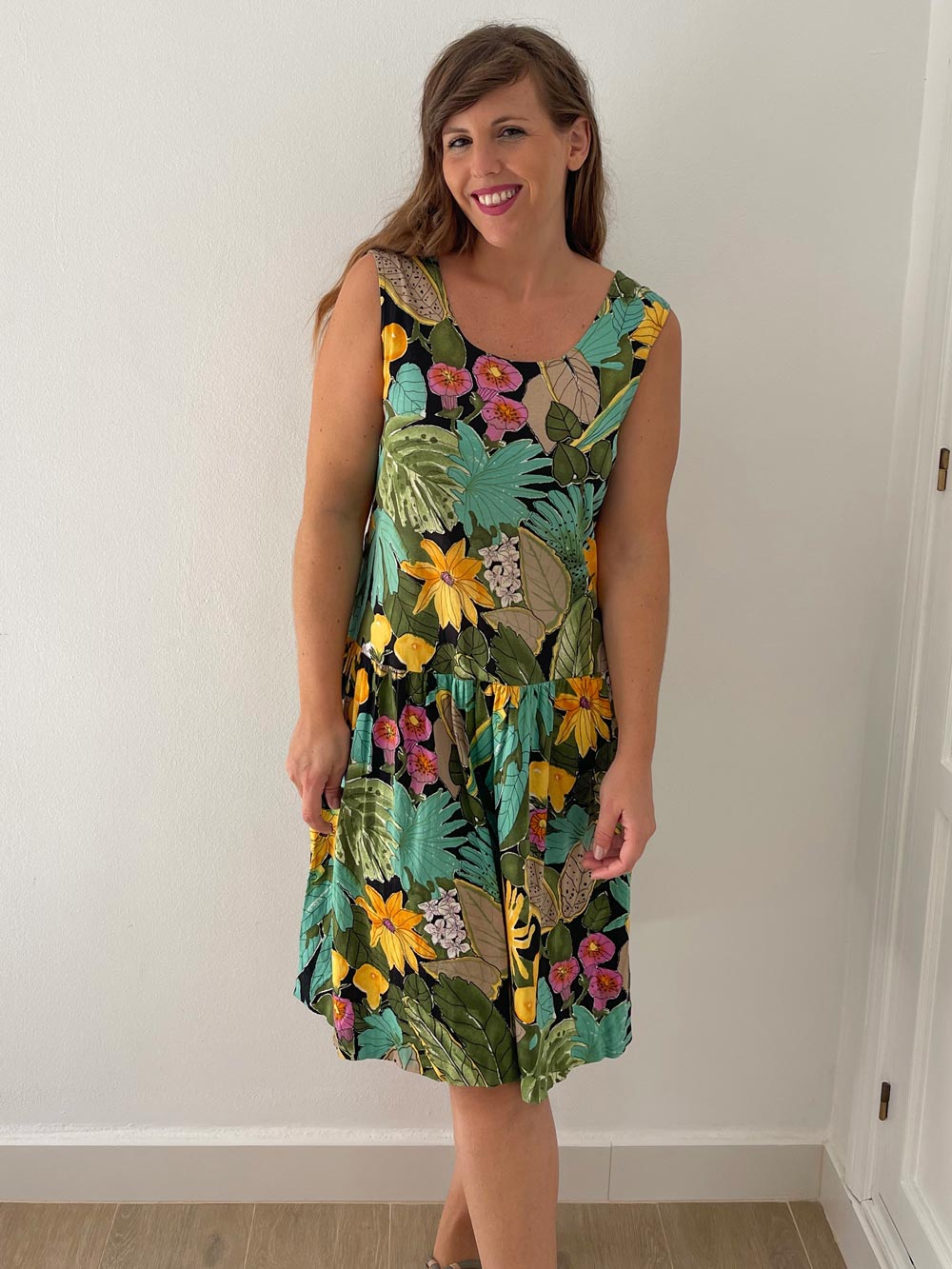 Vestido multicolor con vuelo