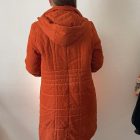 Imagen de Trasera chaqueton naranja acolchado