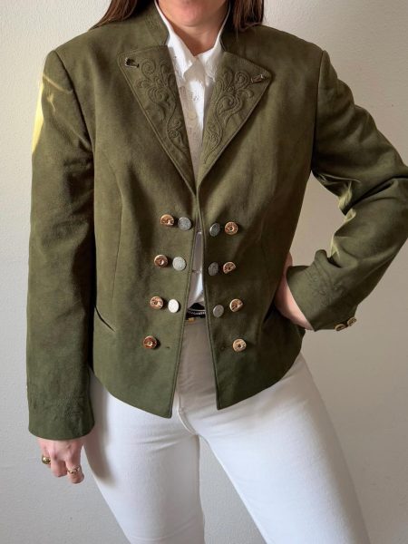Chaqueta austriaca bordada
