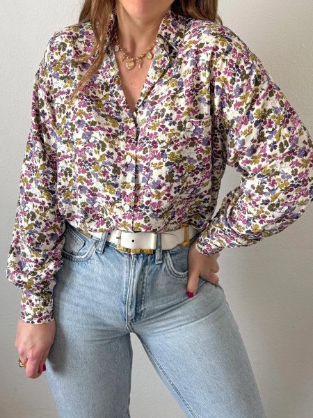 Camisa flores moradas