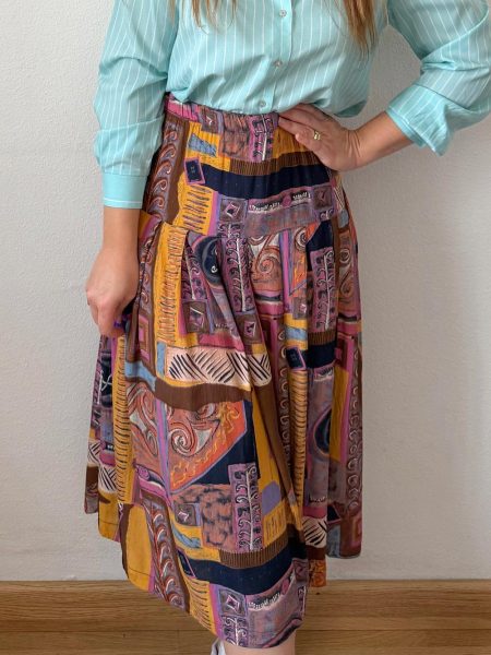 Falda estampada con tablas