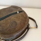 Imagen de Bolso ovalado verdoso (4)