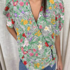 Imagen de Blusa floral cruzada (4)