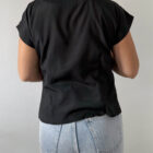 Imagen de Blusa negra bordada (3)