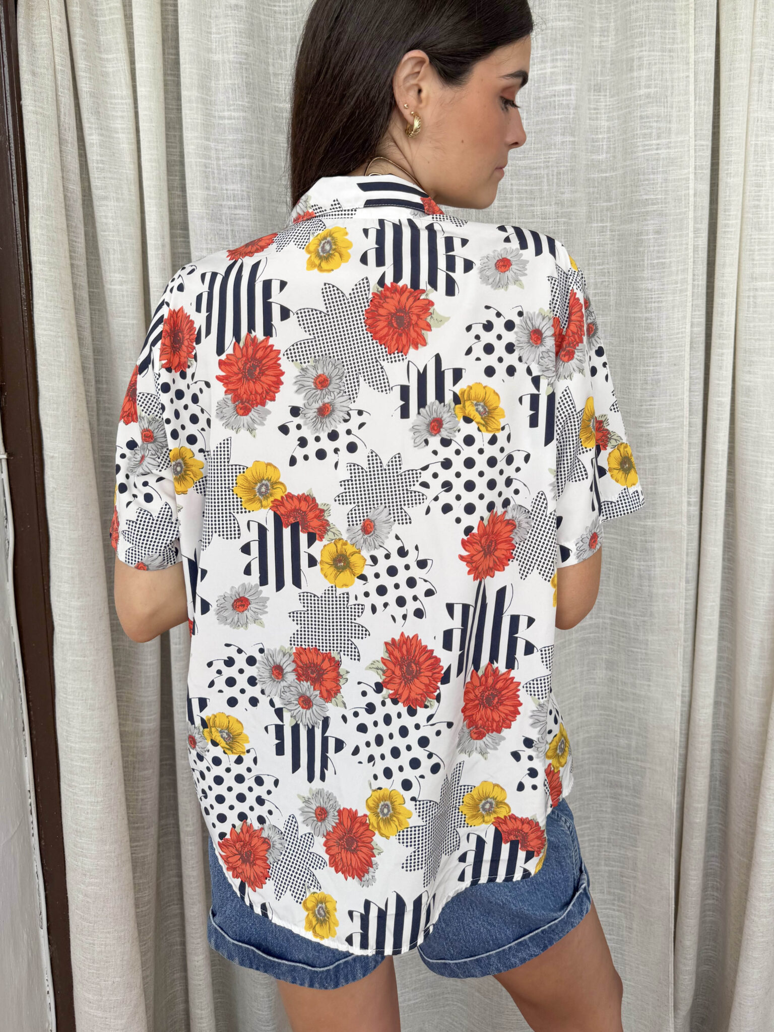 Imagen de Camisa topos y flores (3)