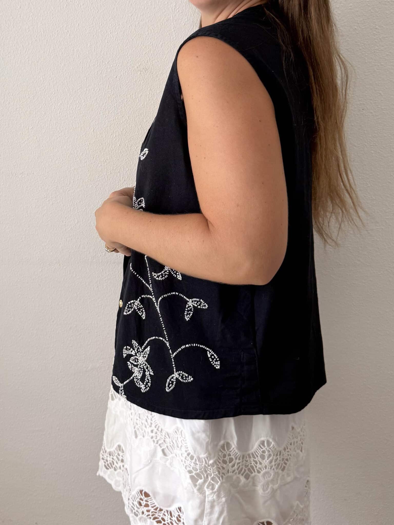 Imagen de Chaleco oversize bordado (3)