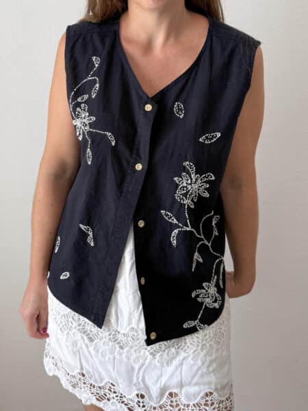 Imagen de Chaleco oversize bordado (6)