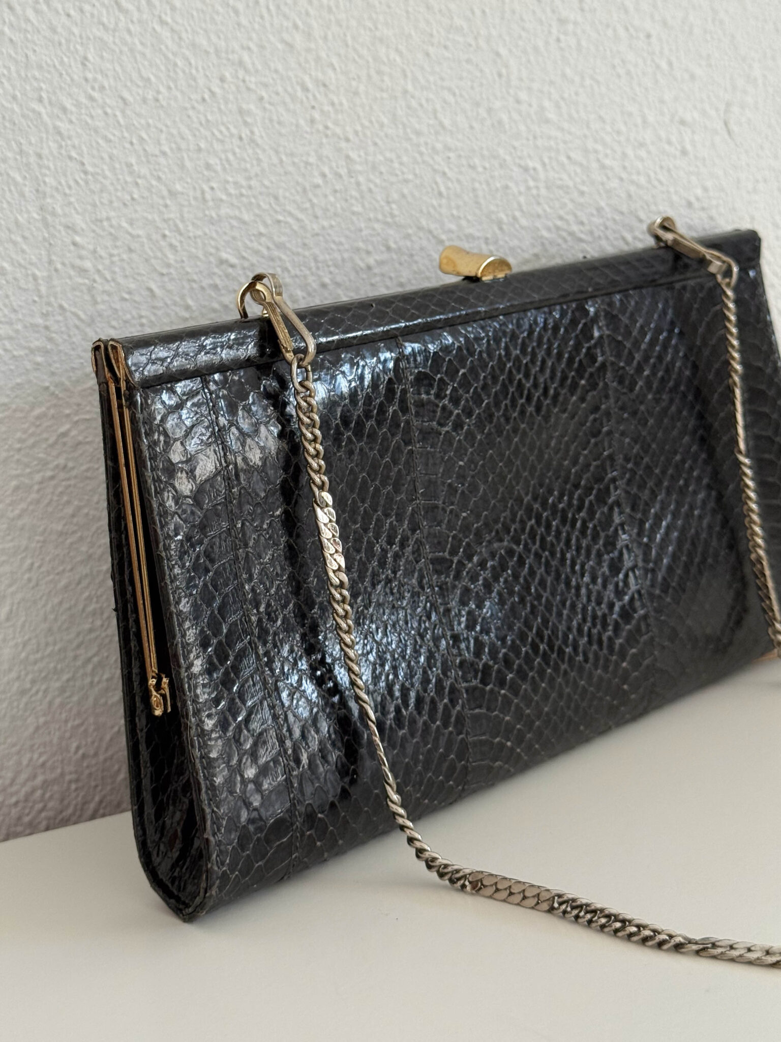 Imagen de Cluth serpiente 70s (1)