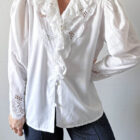 Blusa volantes bordados