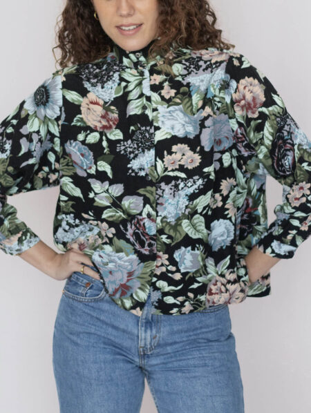 Blusa mao floral