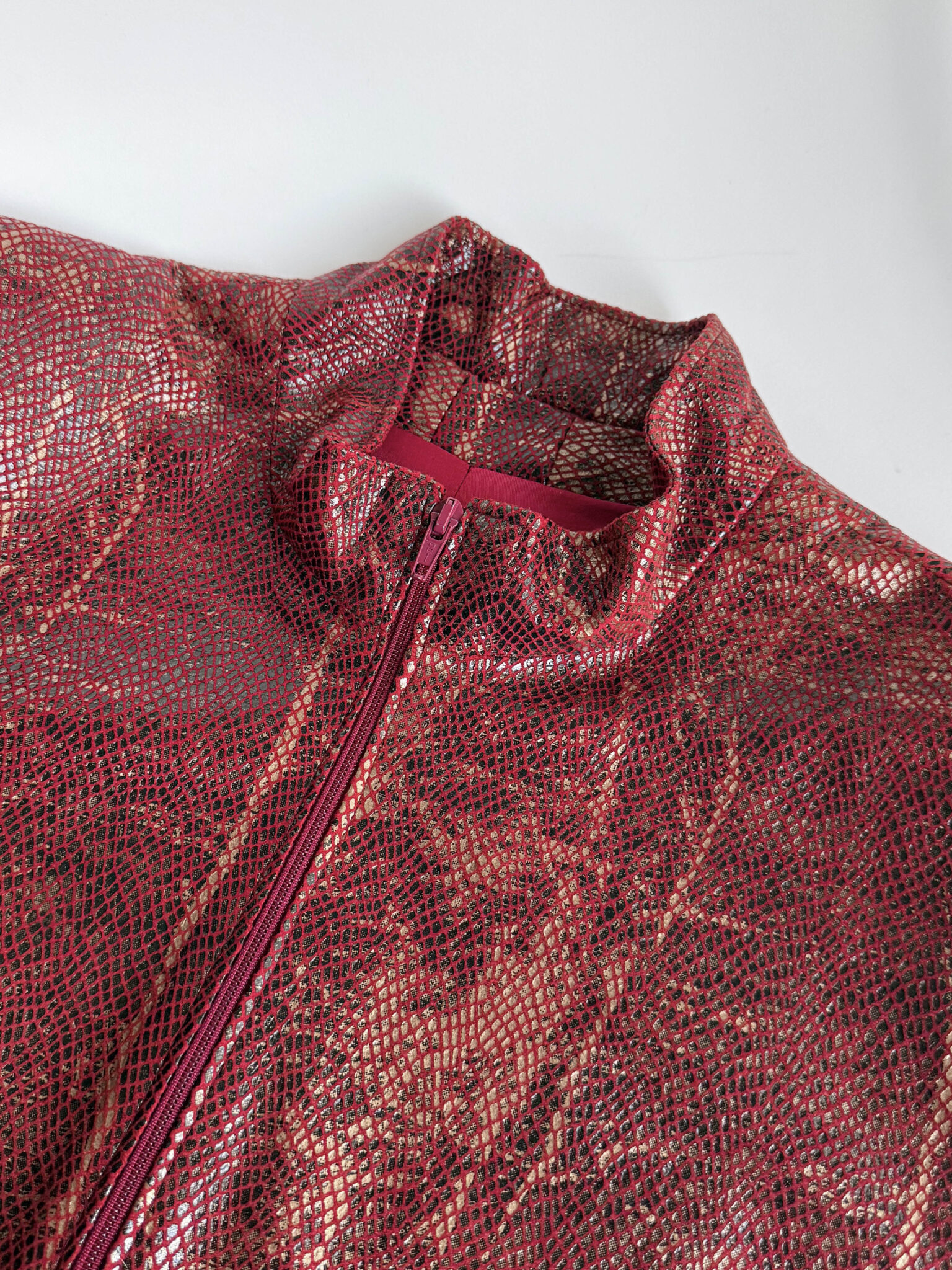 Imagen de Chaqueta efecto piel serpiente (1)