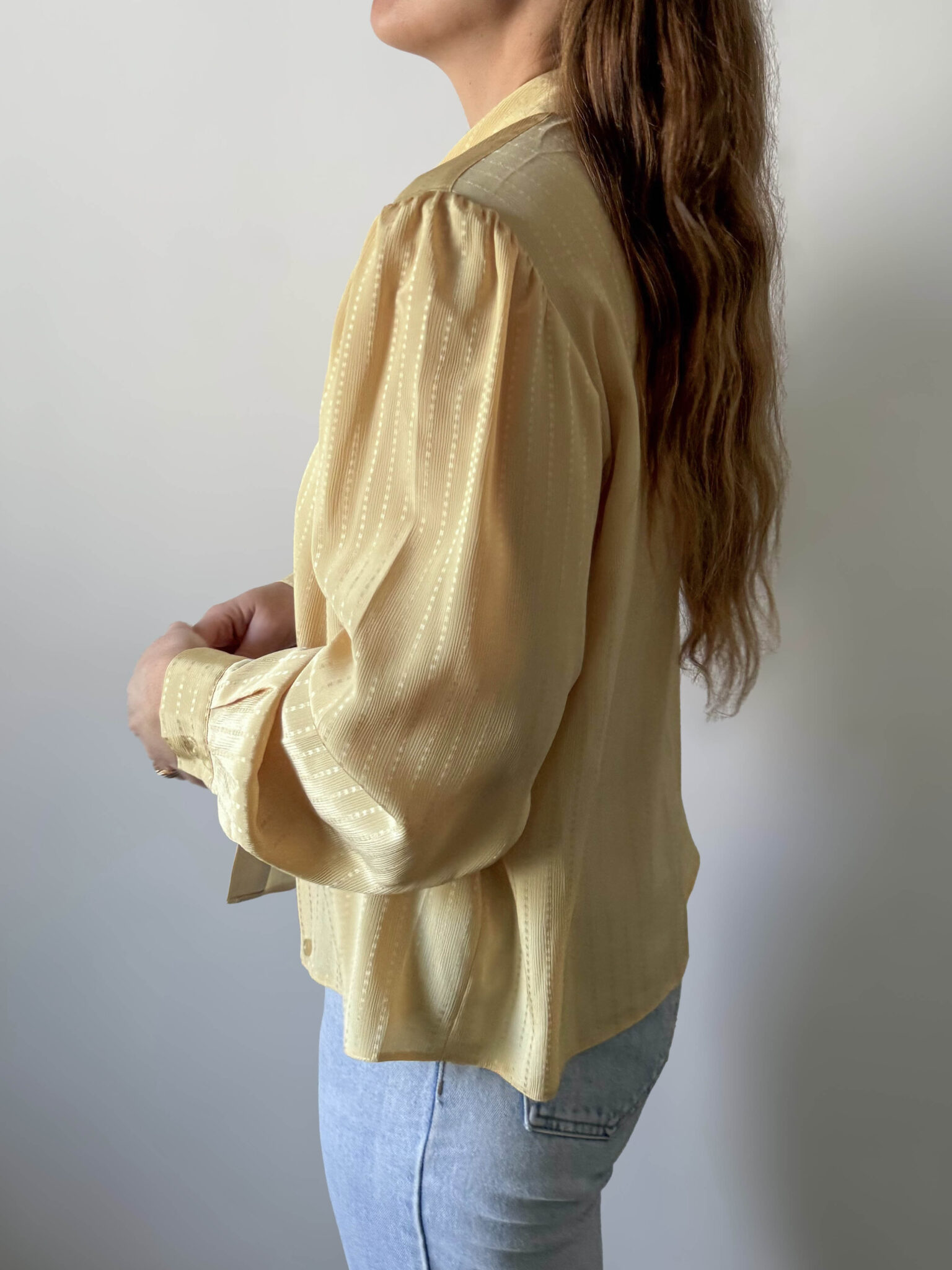 Imagen de Camisa amarillo pastel (2)