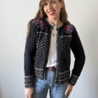 Imagen de Rebeca azul con flores (2)