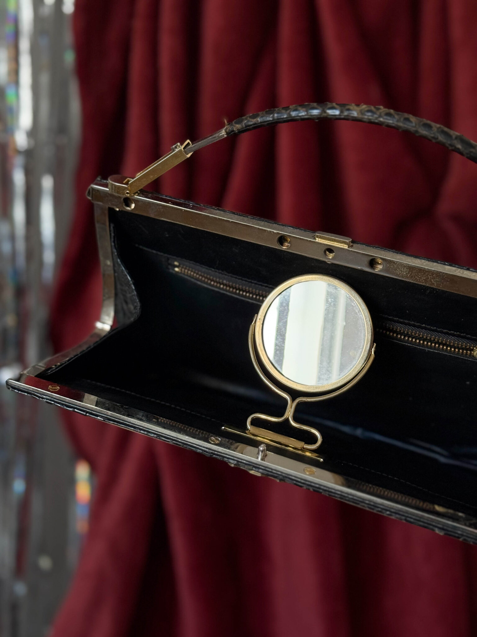 Imagen de Bolso piel años 50 (4)