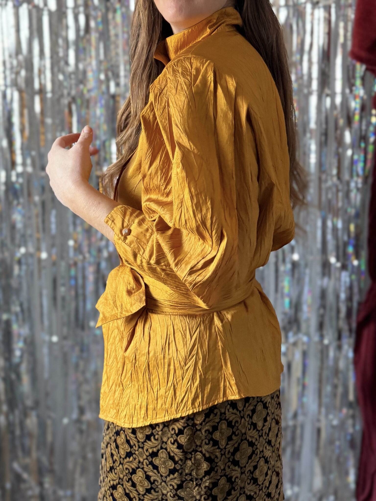 Imagen de Blusa fiesta mostaza (2)