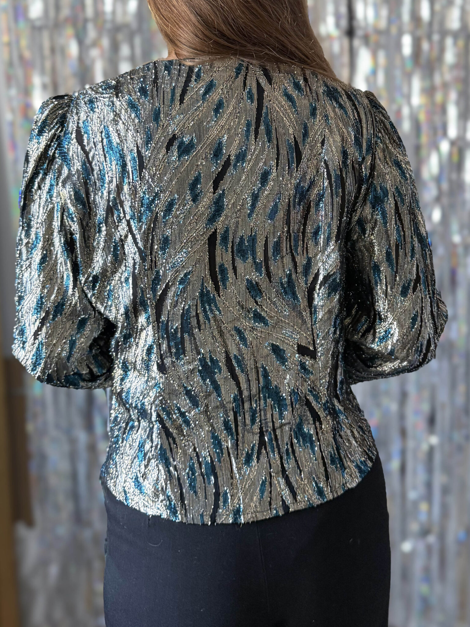 Imagen de Blusa fiesta plateada (4)