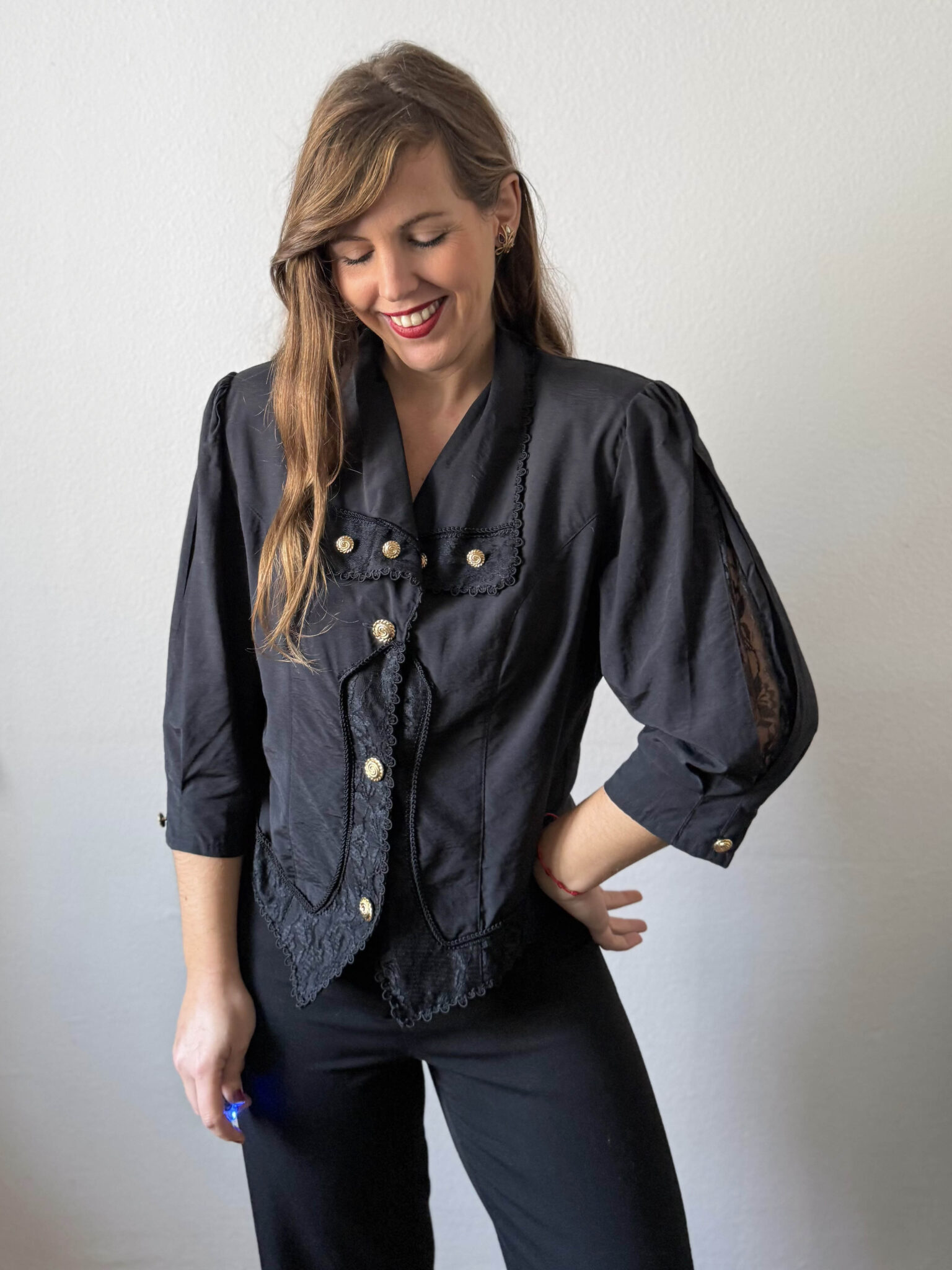 Imagen de Blusa negra encajes (5)