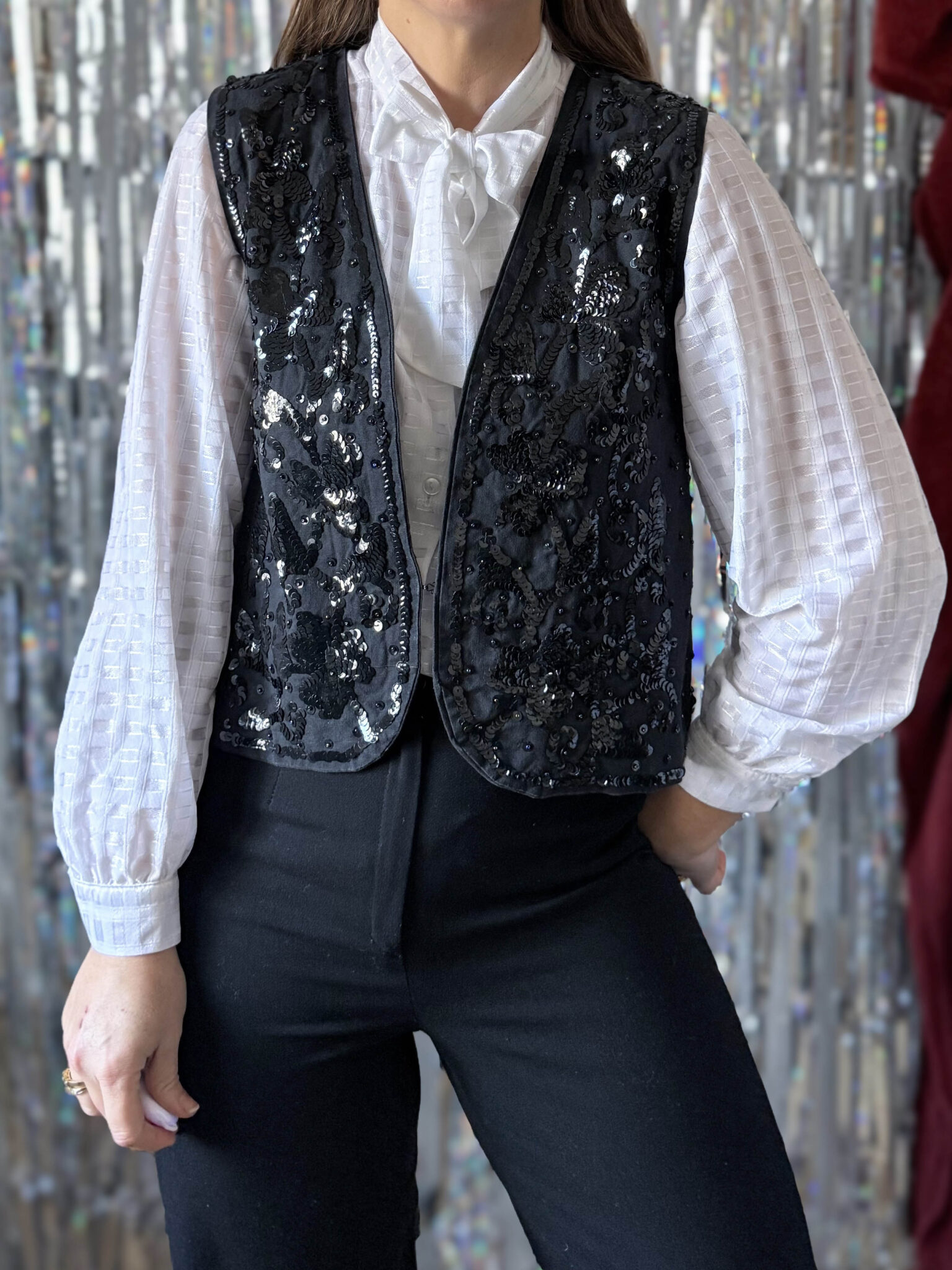 Chaleco negro lentejuelas (1) Imagen de Chaleco negro lentejuelas (1)