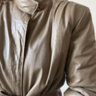 Imagen de Chaqueta piel topo (4)