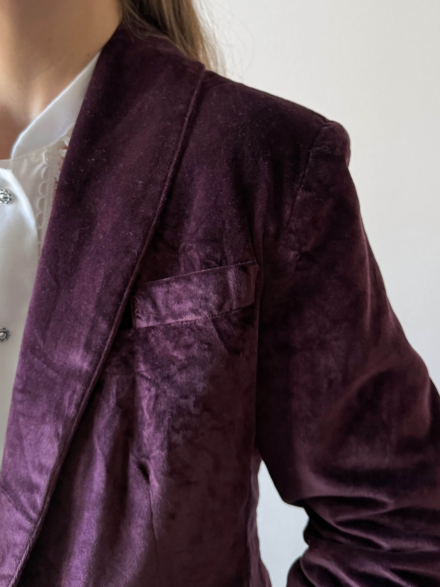 Imagen de Chaqueta velvet morada (5)