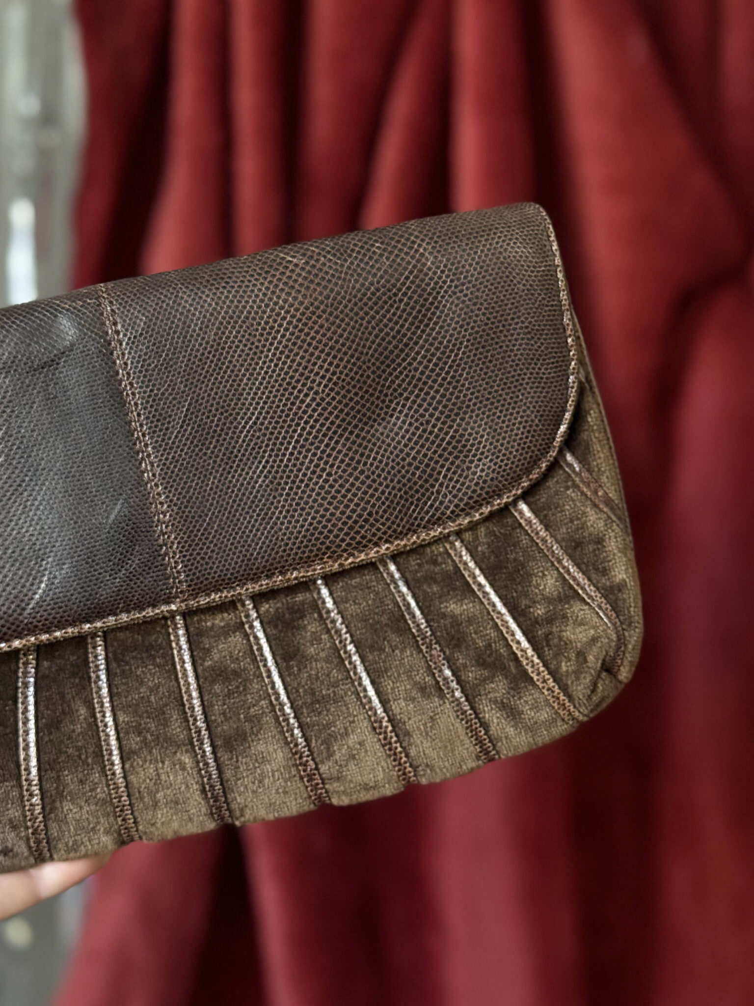 Imagen de Cluth velvet marron (3)