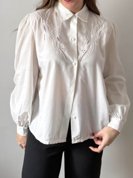 Camisa bordados blanca