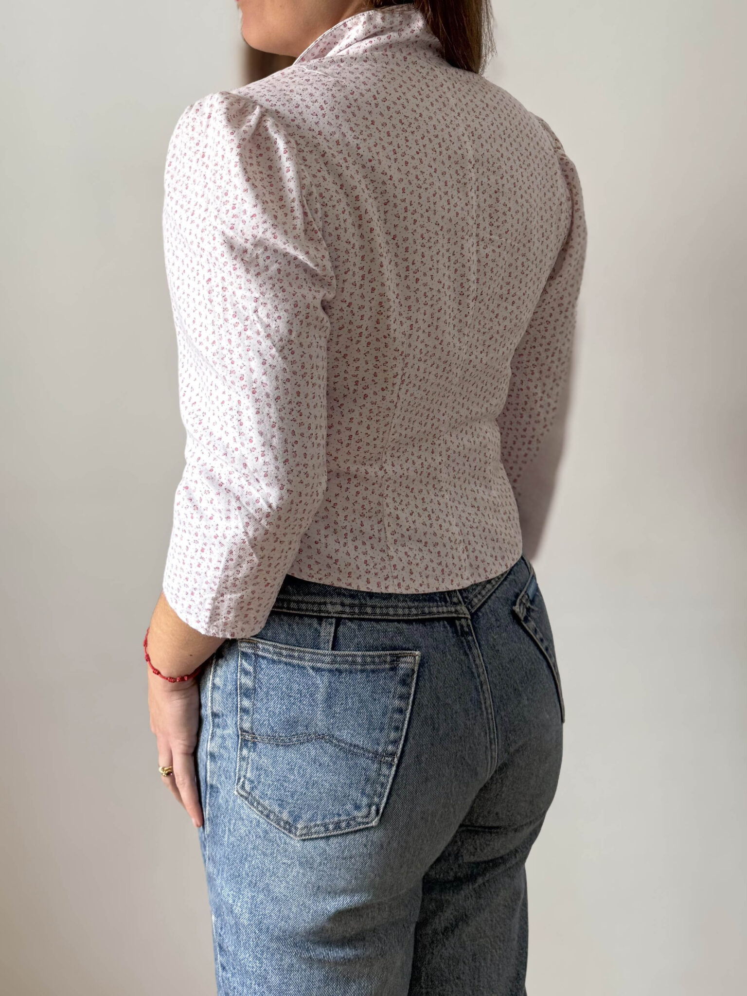 Imagen de Blusa alemana con flores (3)