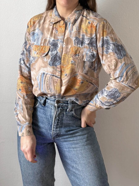 Imagen de Camisa con estampado abstracto (1)