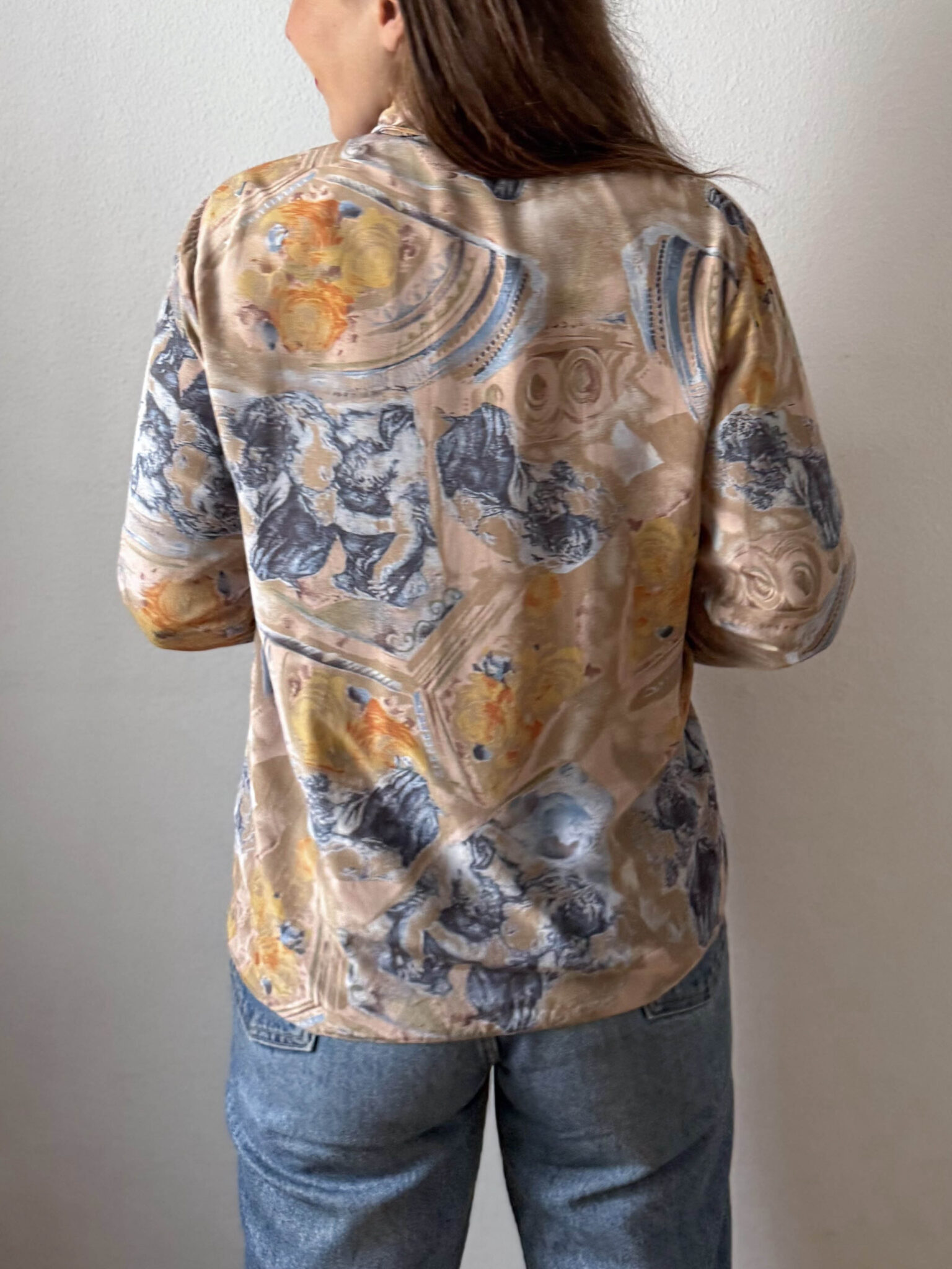 Imagen de Camisa con estampado abstracto (4)