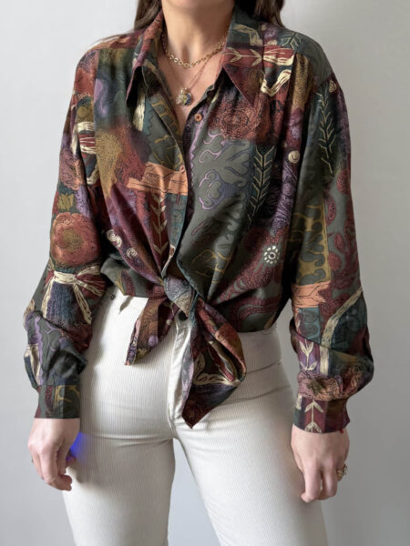 Imagen de Camisa detalles dorados (6)