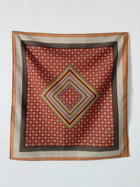 Imagen de Pañuelo pequeño 70s (2)