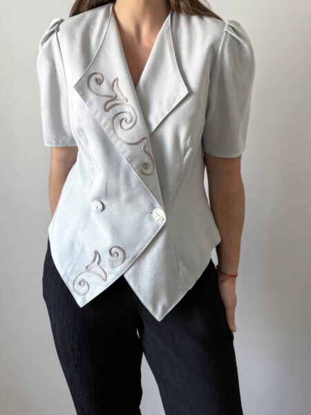 Imagen de Blazer verano bordado (2)