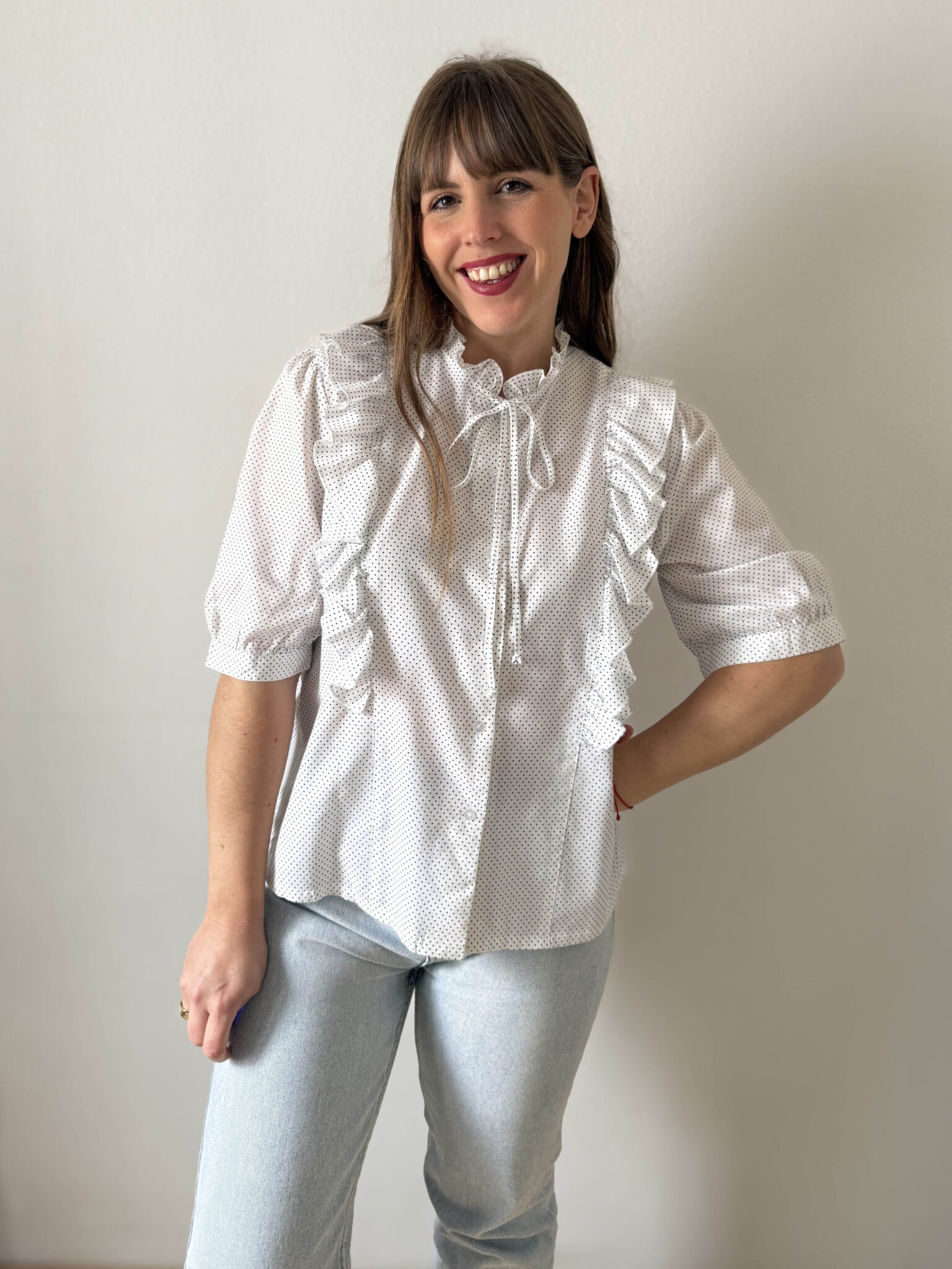 Imagen de Blusa topos y volantes (1)