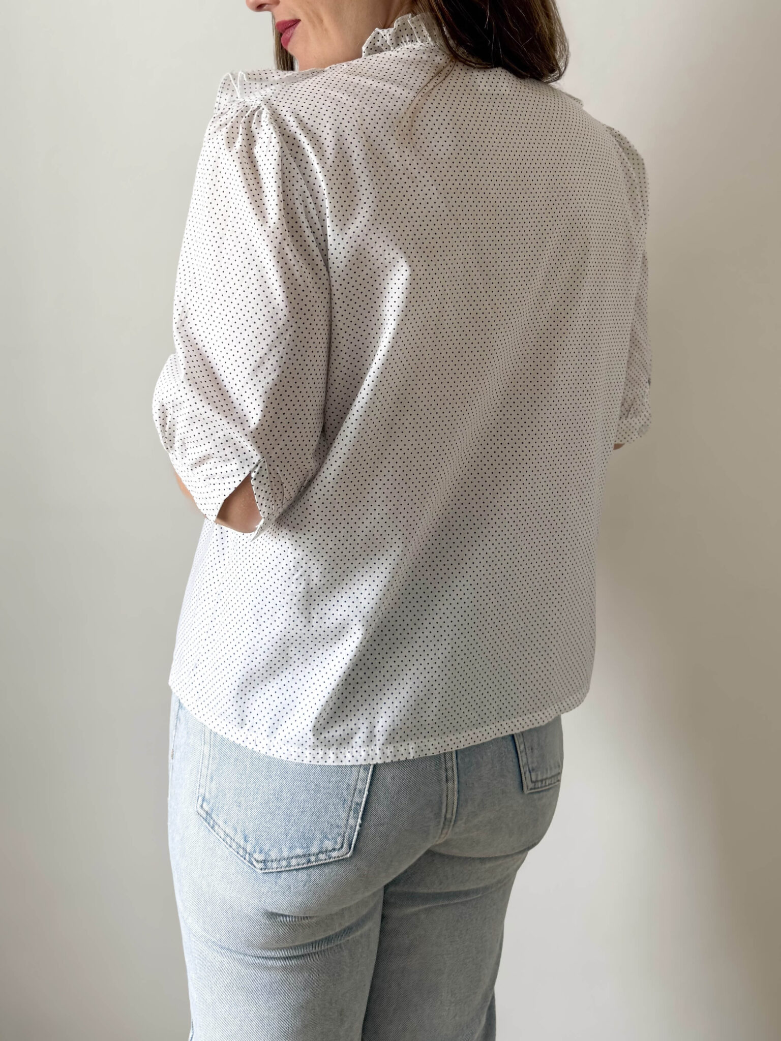 Imagen de Blusa topos y volantes (2)
