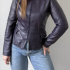 Imagen de Chaqueta piel morada (3)
