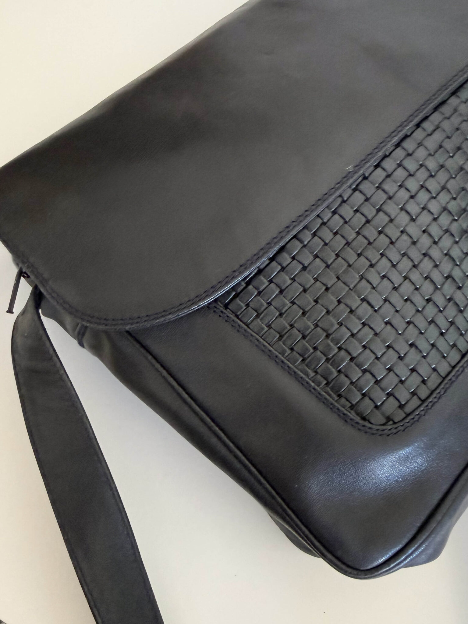 Imagen de Bolso italiano piel azul (4)