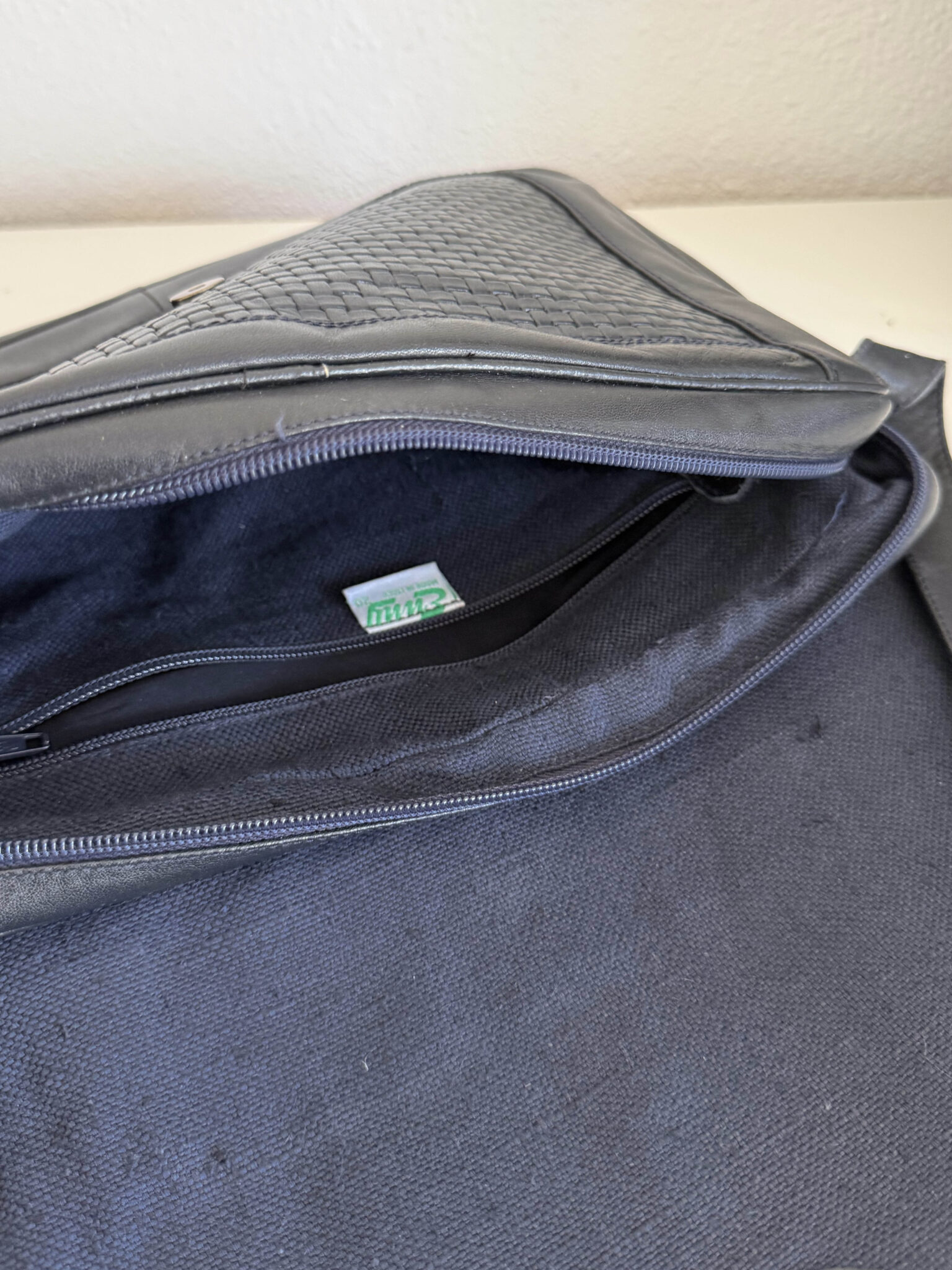 Imagen de Bolso italiano piel azul (6)