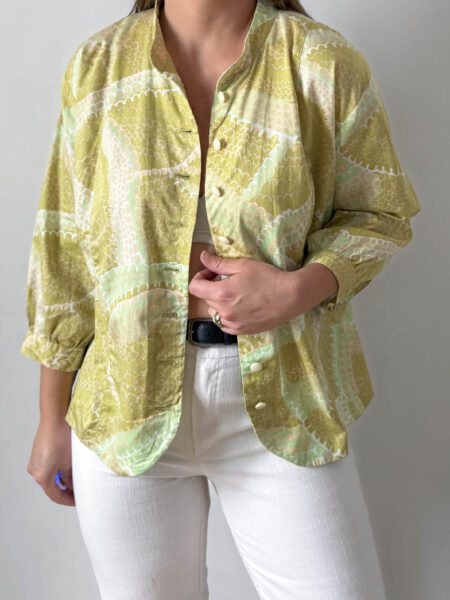 Imagen de Blusa chaqueta lima (4)