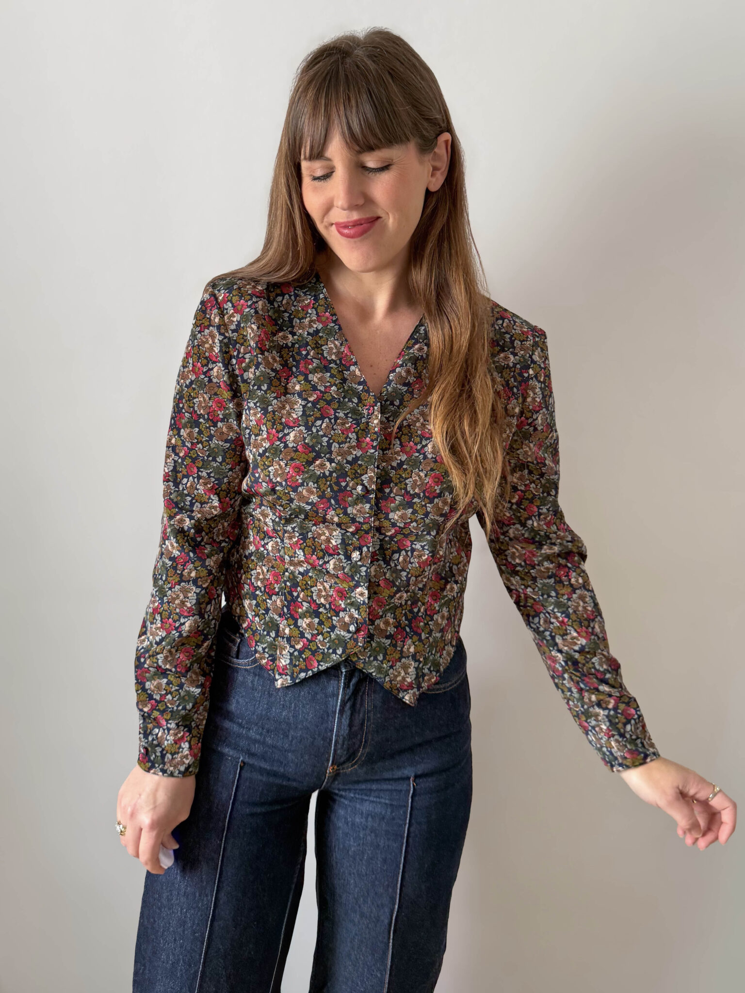 Imagen de Blusa floral con lazada (2)