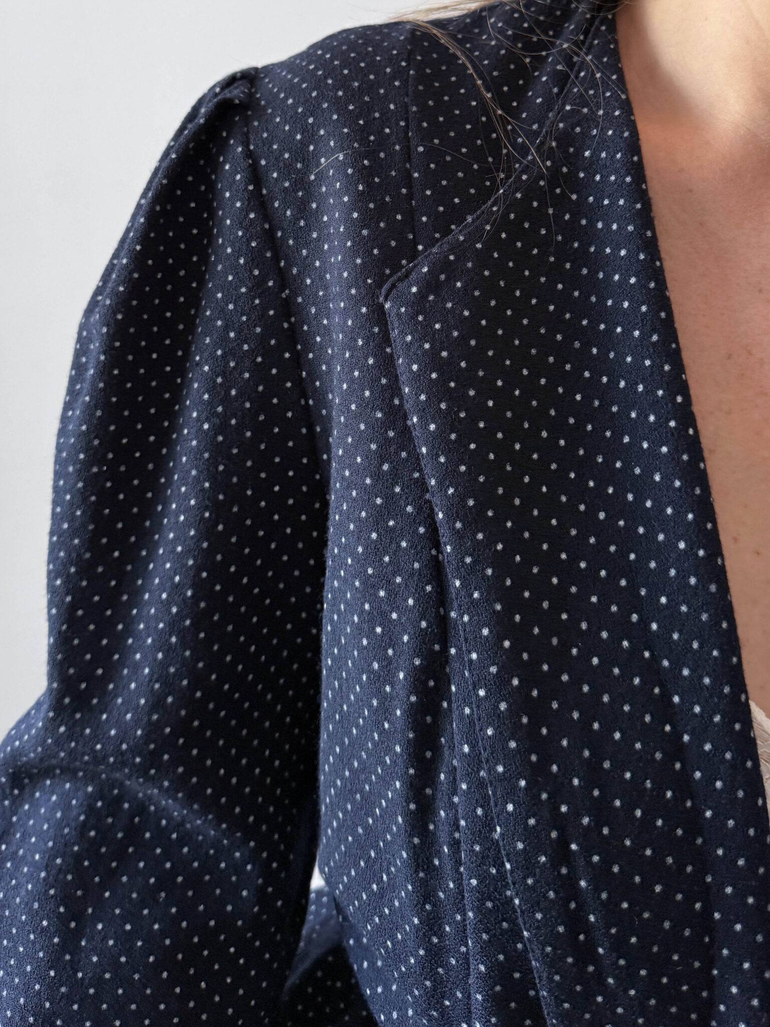 Imagen de Chaqueta con lunares (6)