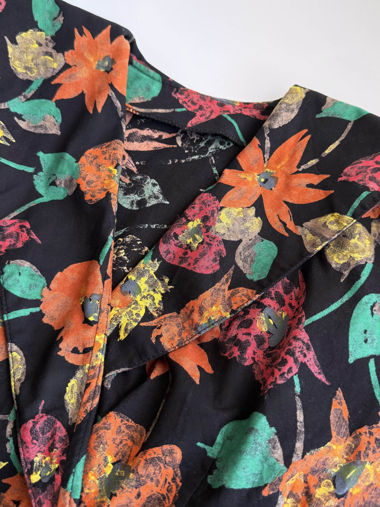 Imagen de Chaqueta corta de flores (1)