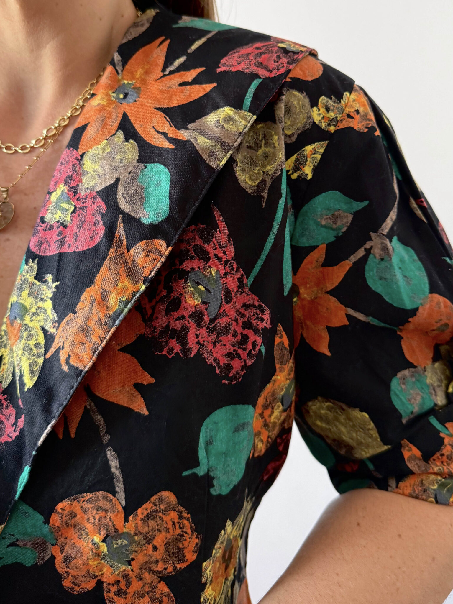 Imagen de Chaqueta corta de flores (6)