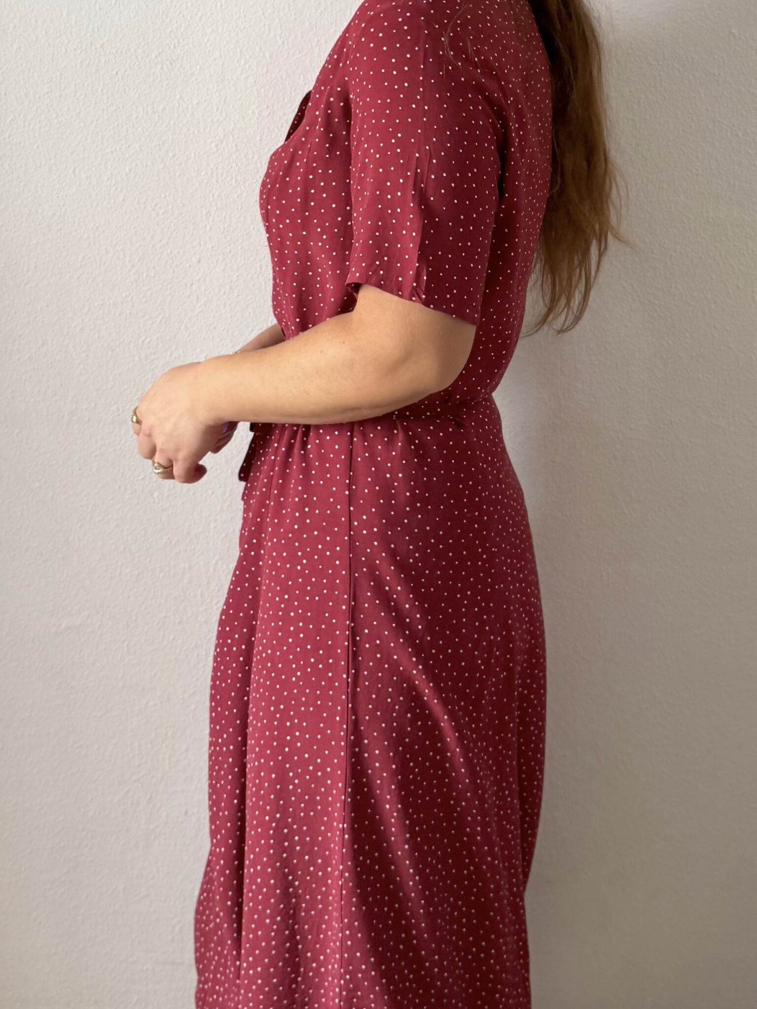 Imagen de Vestido granate con lunares (3)
